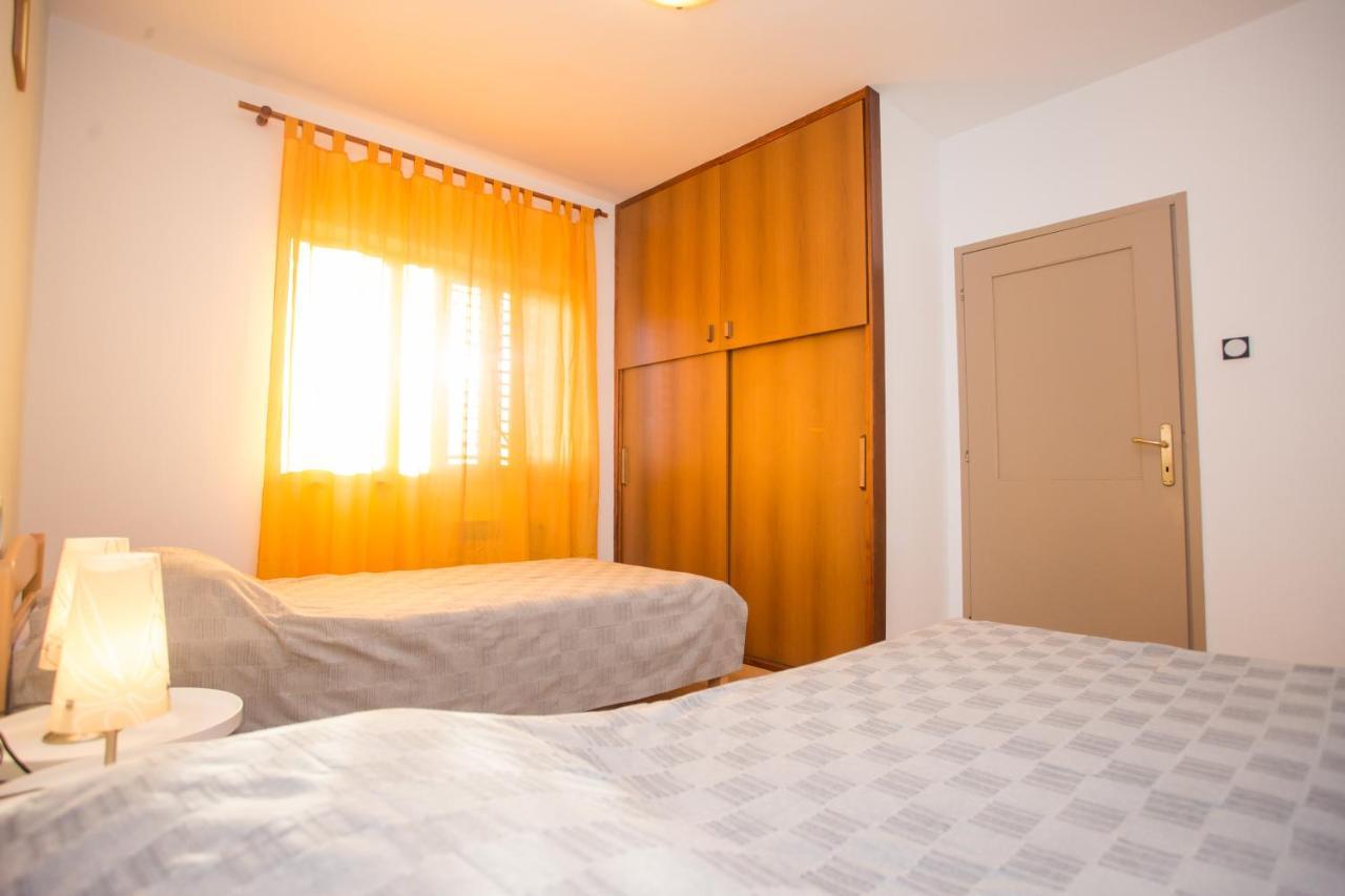 Apartman M&M Zminj Exterior photo